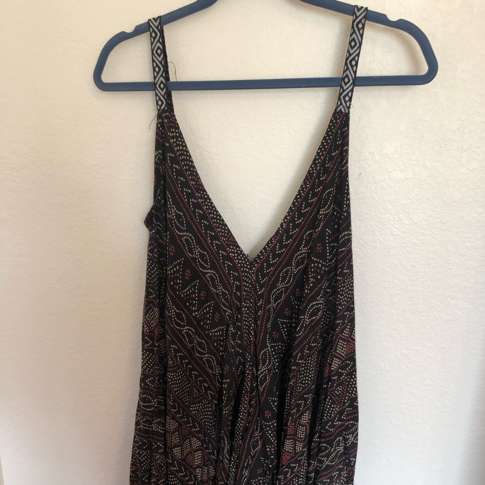 Clothes - Picture 2 of 4